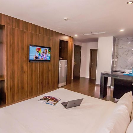 Gold Hotel Da Nang By Haviland Εξωτερικό φωτογραφία