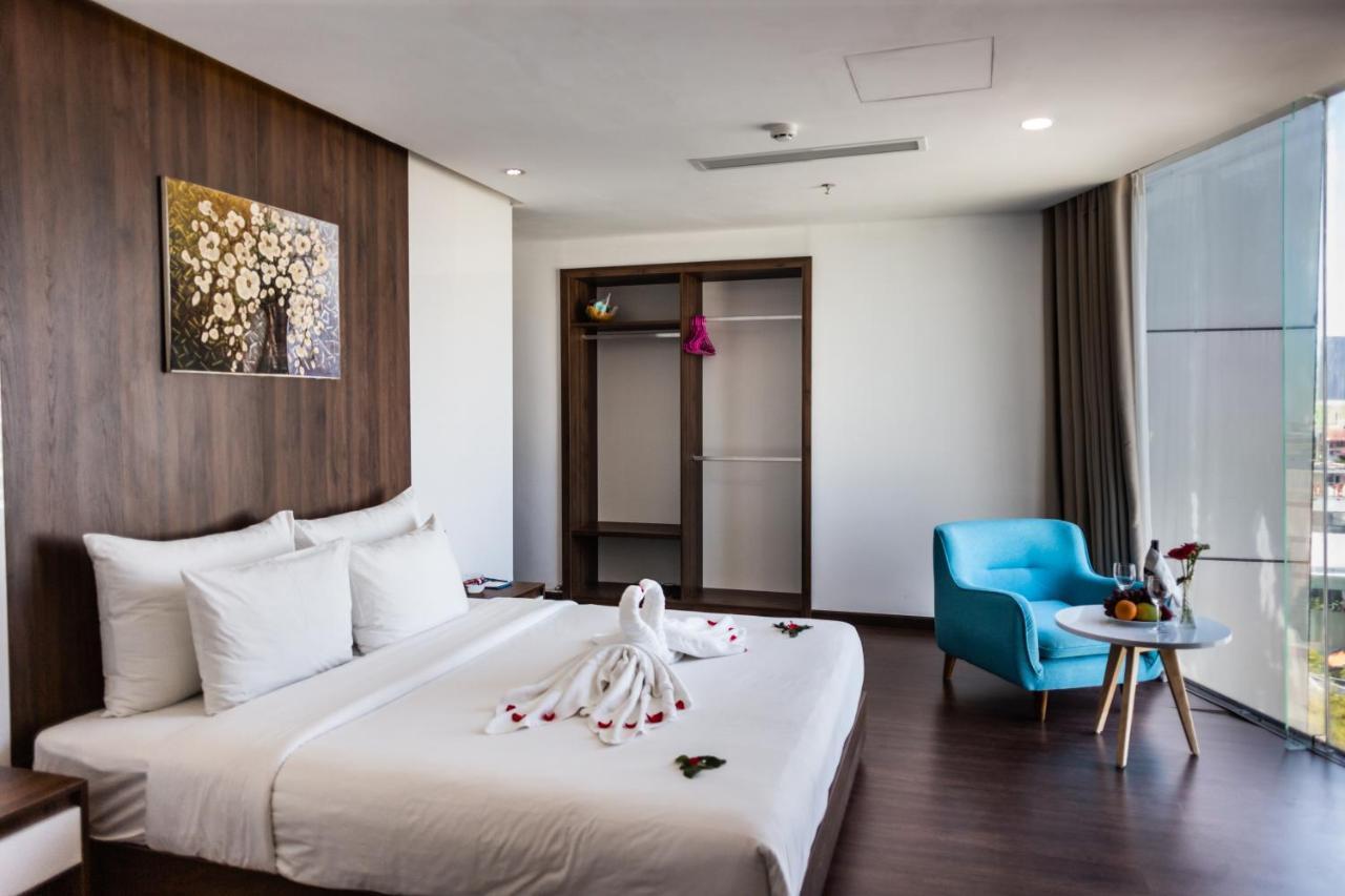Gold Hotel Da Nang By Haviland Εξωτερικό φωτογραφία