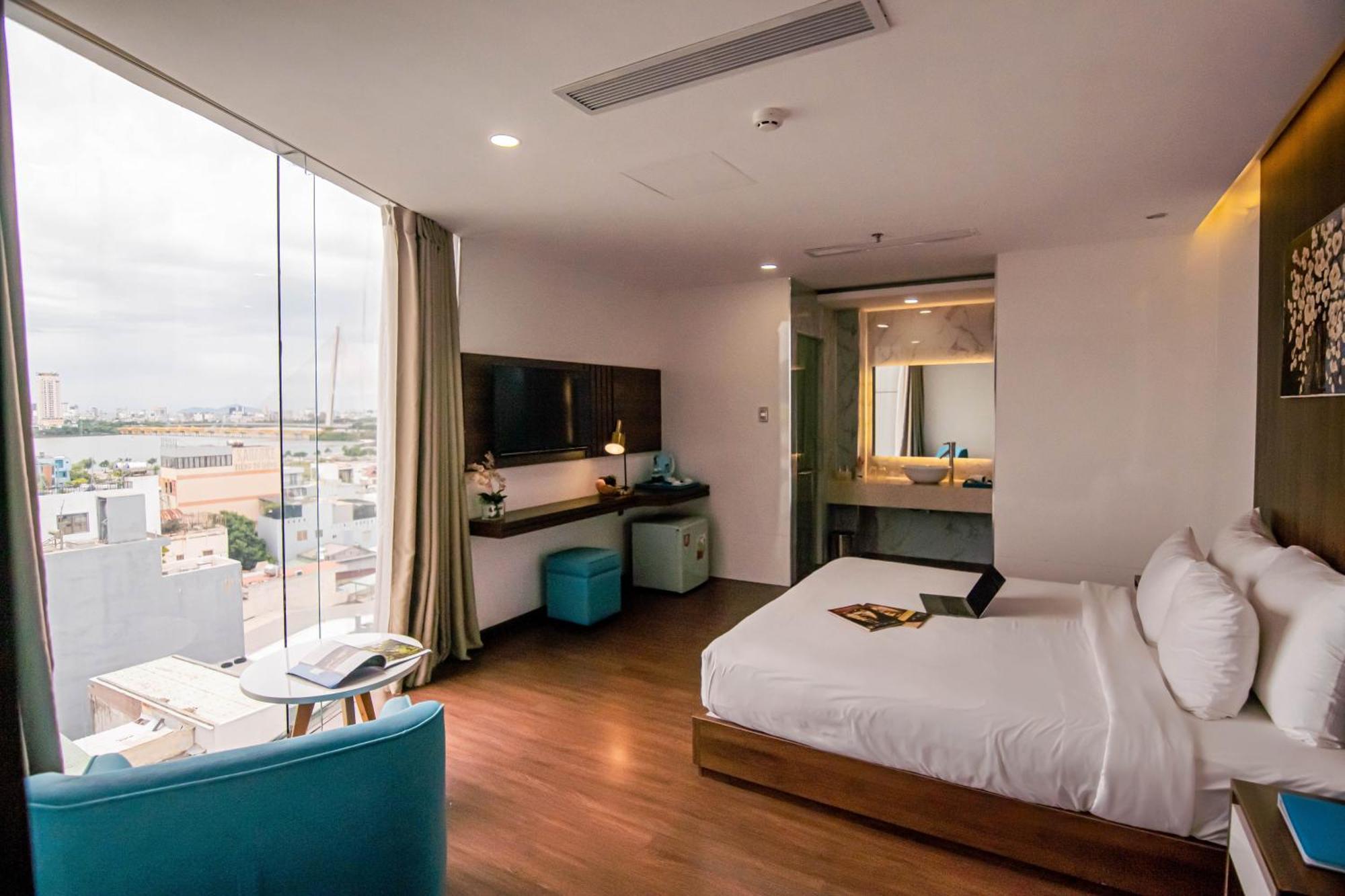 Gold Hotel Da Nang By Haviland Εξωτερικό φωτογραφία