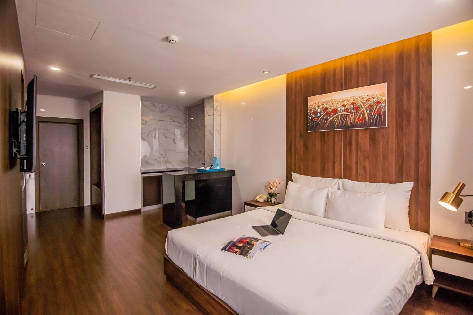 Gold Hotel Da Nang By Haviland Εξωτερικό φωτογραφία